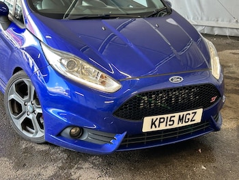 Used Ford Fiesta 2015 for sale - 78892147: Photo