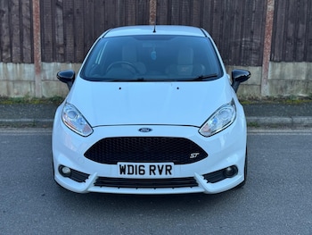 Used Ford Fiesta 2016 for sale - 78480908: Photo
