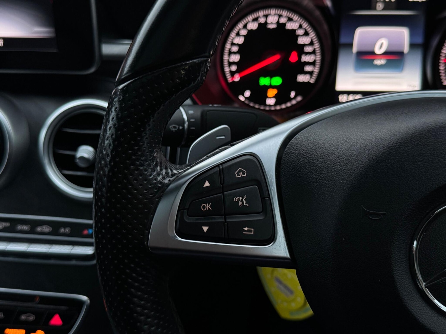 Used Mercedes-Benz C Class 2017 for sale - 76898726: Photo 36