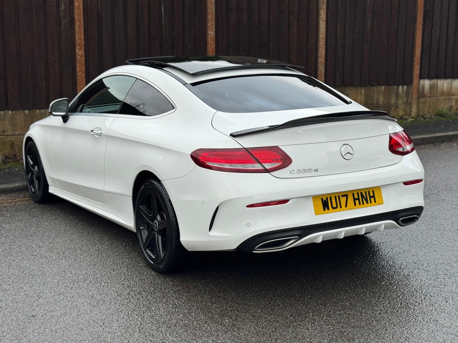 Used Mercedes-Benz C Class 2017 for sale - 76898726: Photo 5