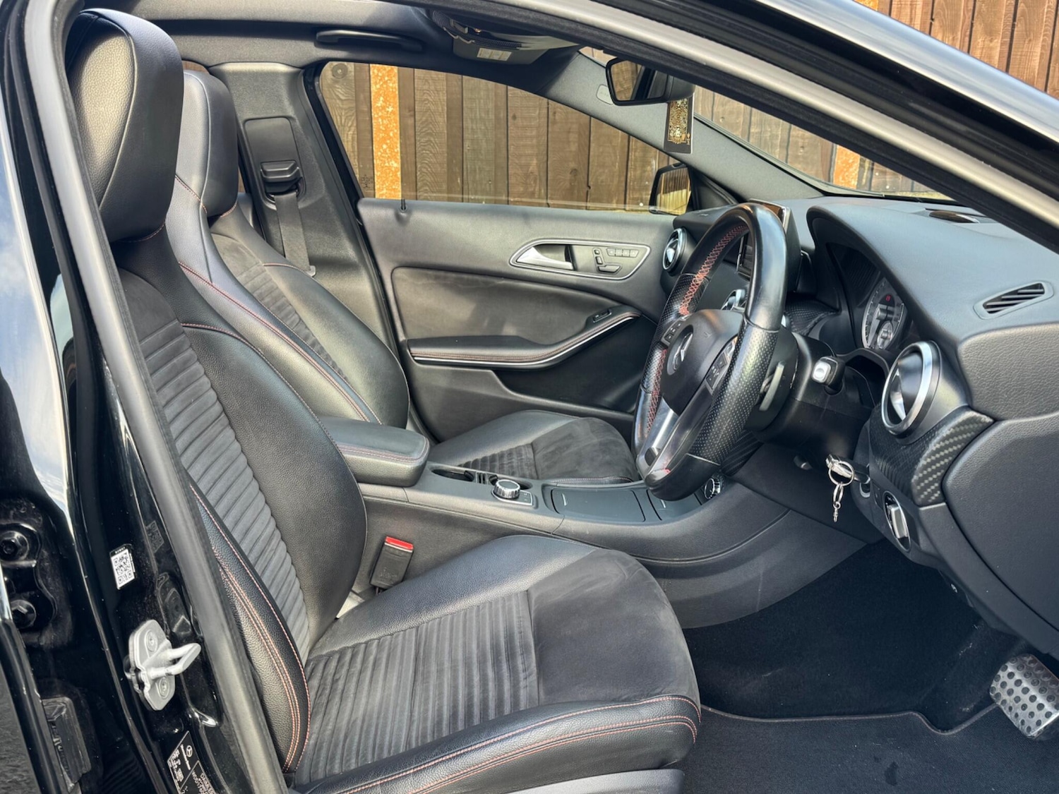 Used Mercedes-Benz A-Class 2013 for sale - 76634217: Photo 10