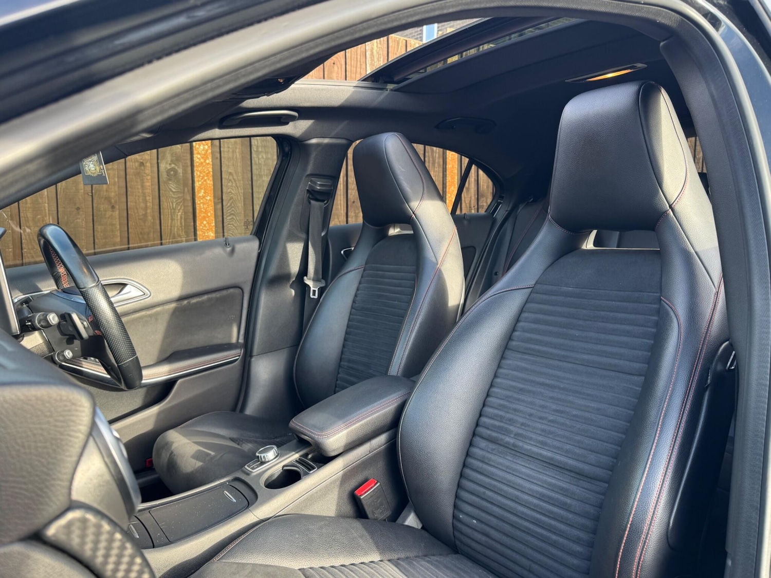 Used Mercedes-Benz A-Class 2013 for sale - 76634217: Photo 24