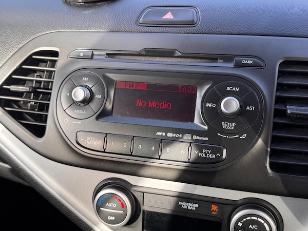 Used Kia Picanto 2015 for sale - 75989933: Photo 41
