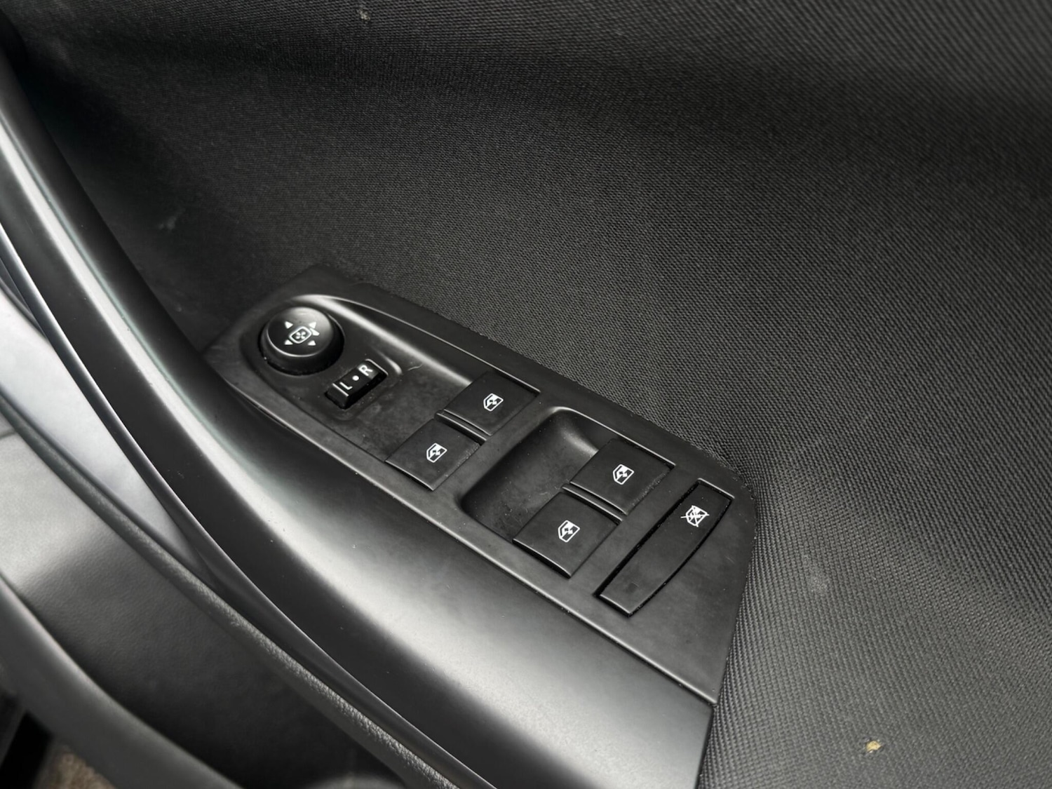 Used Vauxhall Astra 2016 for sale - 78072613: Photo 48