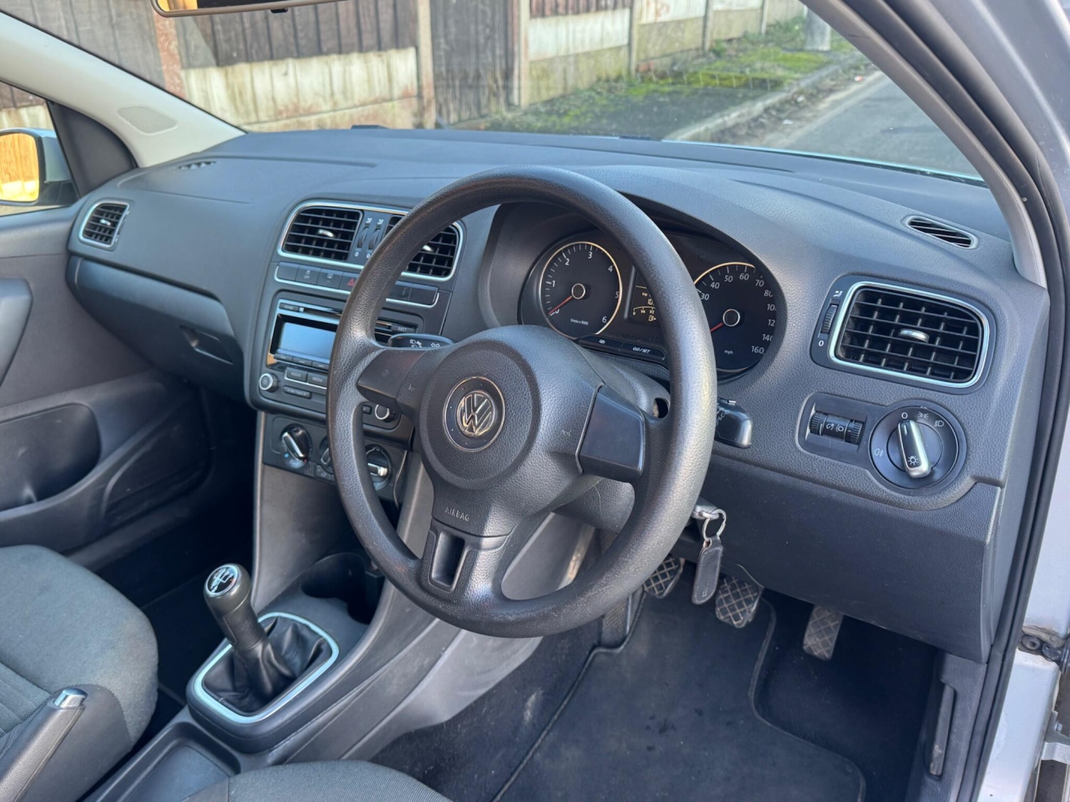 Used Volkswagen Polo 2011 for sale - 77054012: Photo 10