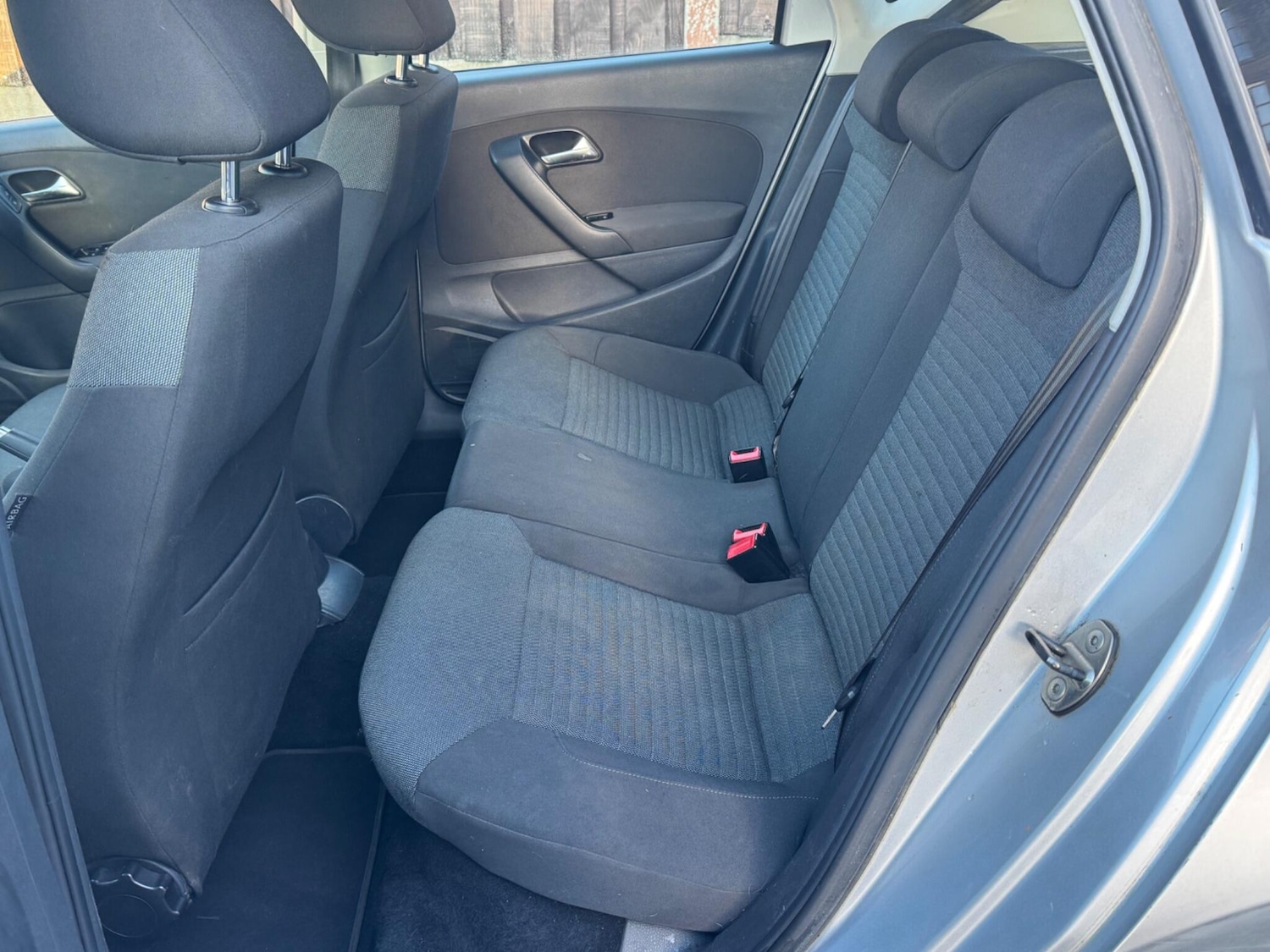 Used Volkswagen Polo 2011 for sale - 77054012: Photo 24