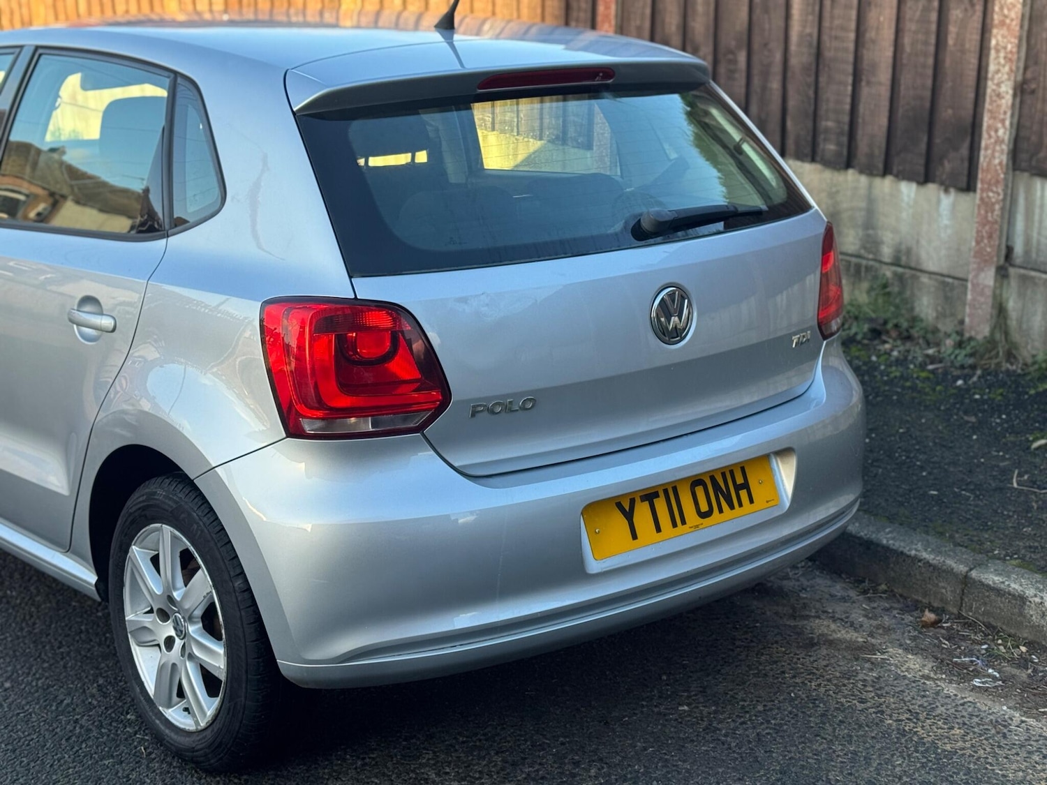 Used Volkswagen Polo 2011 for sale - 77054012: Photo 33