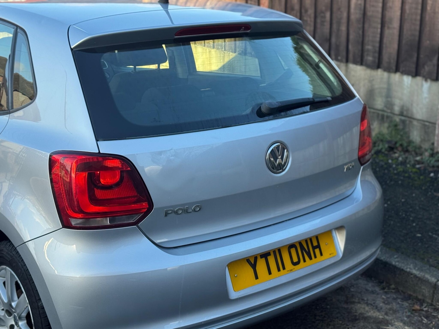 Used Volkswagen Polo 2011 for sale - 77054012: Photo 34