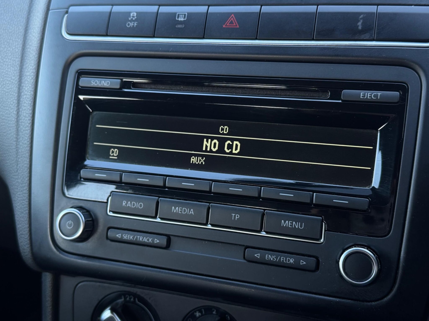 Used Volkswagen Polo 2011 for sale - 77054012: Photo 36