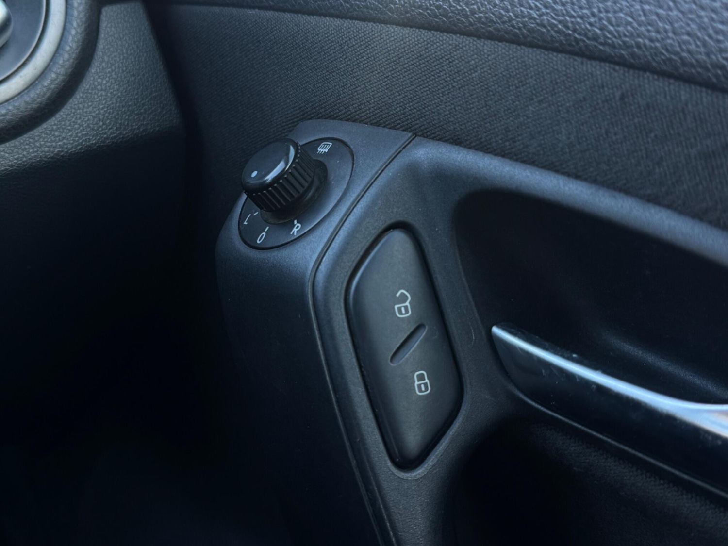 Used Volkswagen Polo 2011 for sale - 77054012: Photo 41