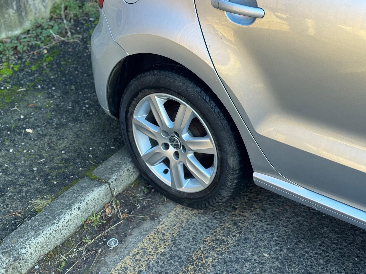 Used Volkswagen Polo 2011 for sale - 77054012: Photo 48