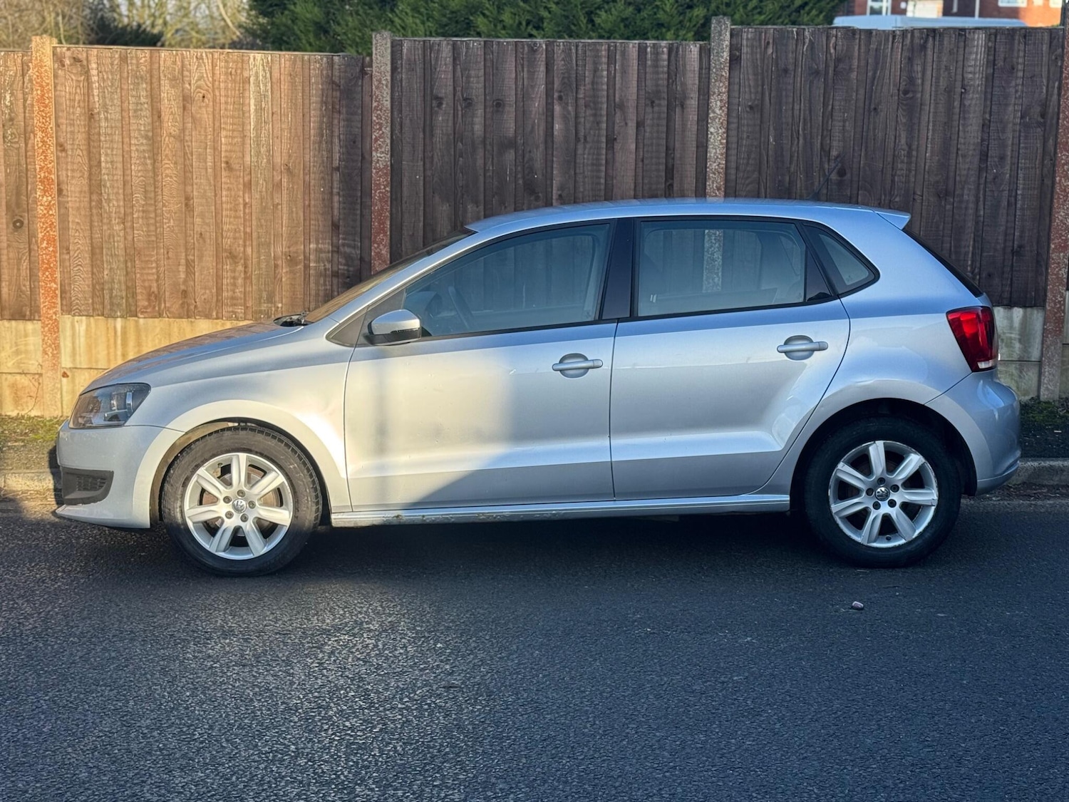 Used Volkswagen Polo 2011 for sale - 77054012: Photo 7