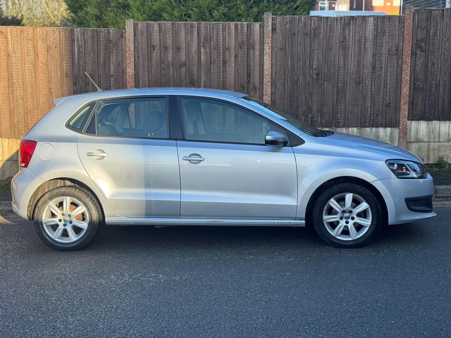 Used Volkswagen Polo 2011 for sale - 77054012: Photo 8