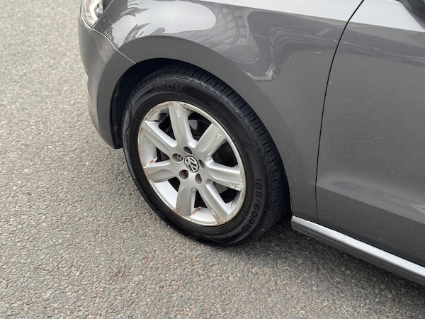 Used Volkswagen Polo 2011 for sale - 76270634: Photo 50
