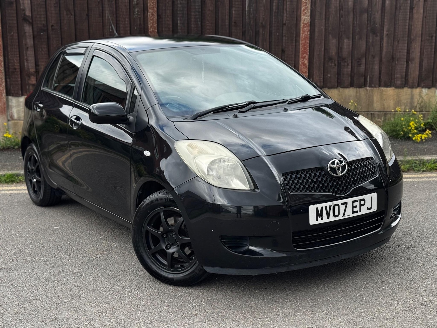 Used Toyota Yaris 2007 for sale - 76659219: Photo 1