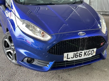 Used Ford Fiesta 2017 for sale - 79484353: Photo