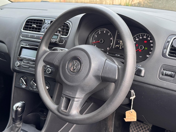 Used Volkswagen Polo 2010 for sale - 76246876: Photo 11