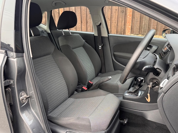 Used Volkswagen Polo 2010 for sale - 76246876: Photo 14