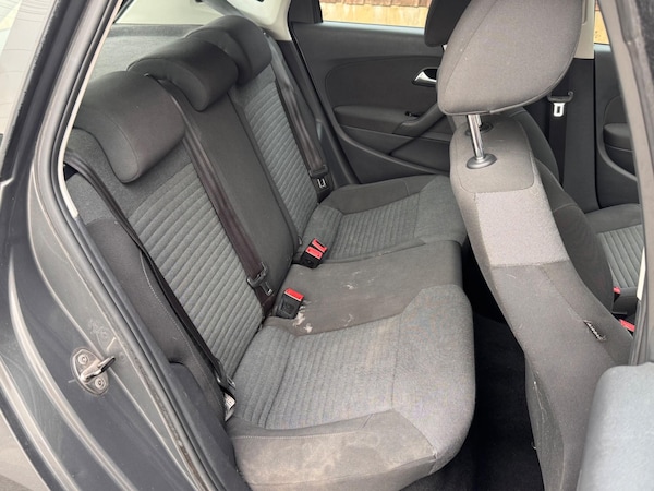 Used Volkswagen Polo 2010 for sale - 76246876: Photo 17