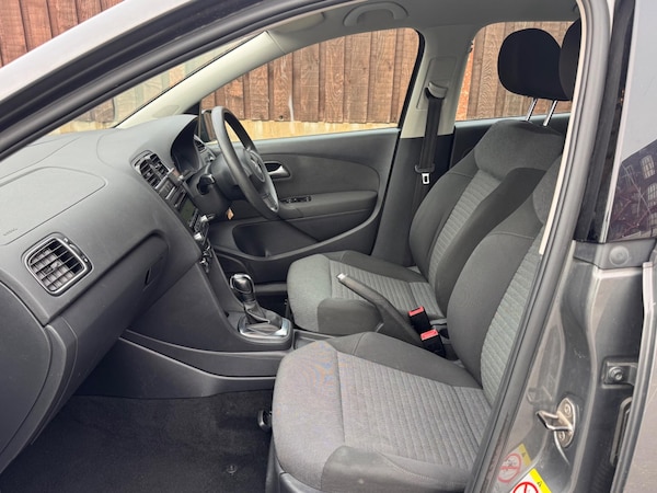 Used Volkswagen Polo 2010 for sale - 76246876: Photo 26