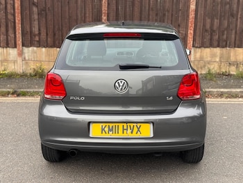 Used Volkswagen Polo 2010 for sale - 76246876: Photo