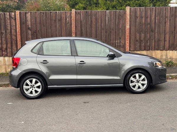 Used Volkswagen Polo 2010 for sale - 76246876: Photo 8