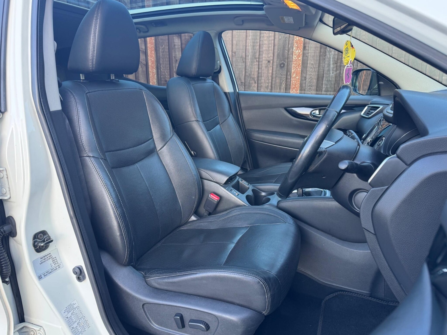 Used Nissan Qashqai 2015 for sale - 77376898: Photo 14