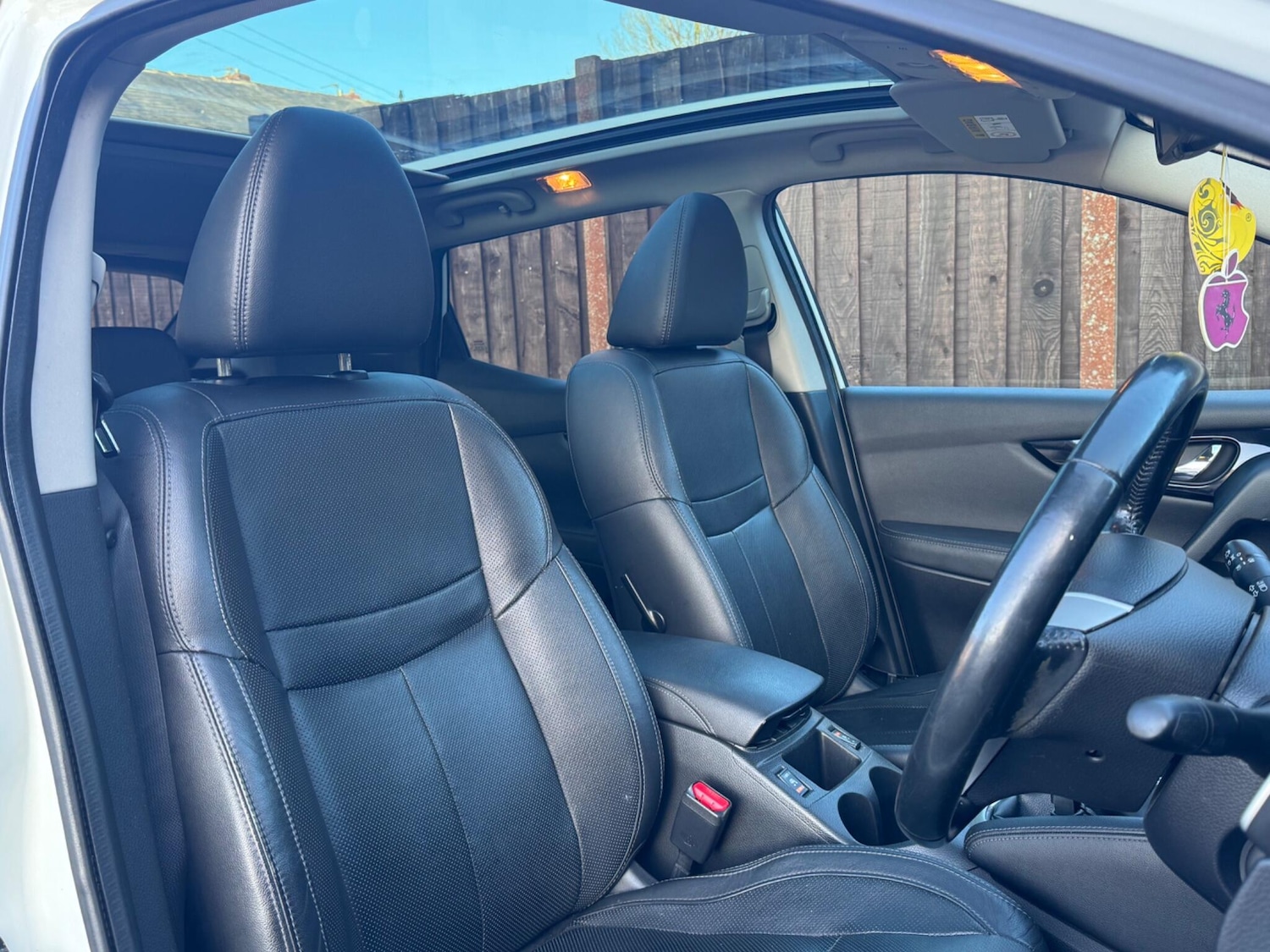 Used Nissan Qashqai 2015 for sale - 77376898: Photo 15