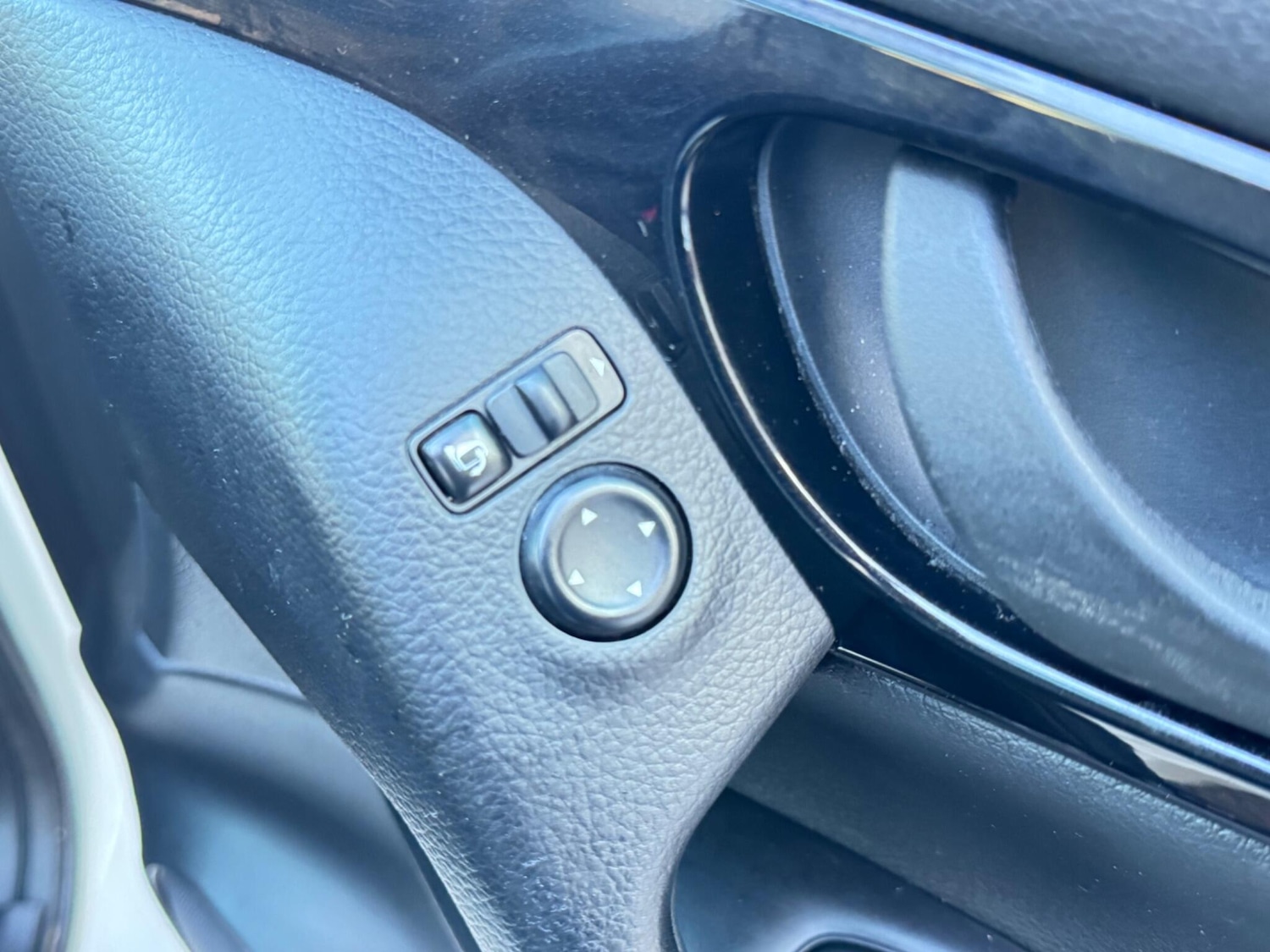 Used Nissan Qashqai 2015 for sale - 77376898: Photo 54