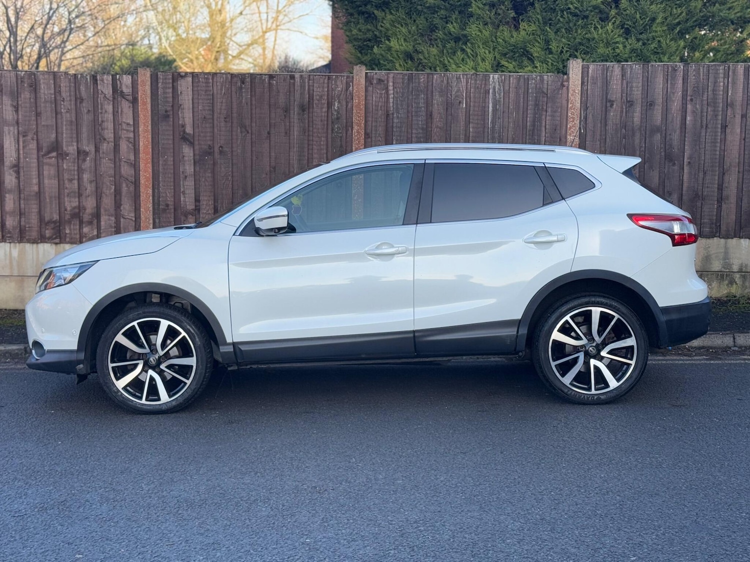 Used Nissan Qashqai 2015 for sale - 77376898: Photo 7