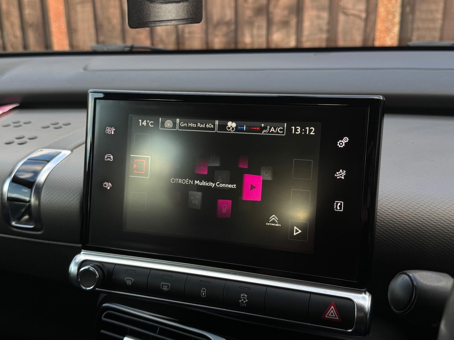 Used Citroen C4 Cactus for sale - 77279738: Photo 40