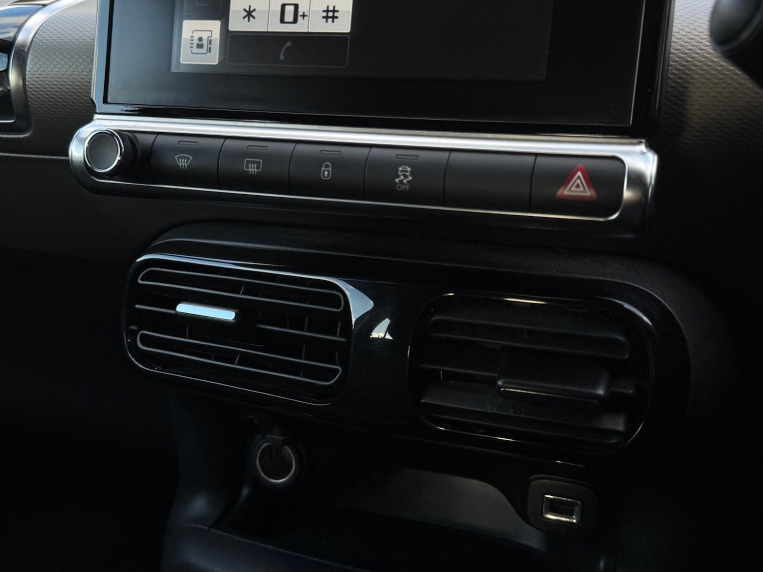 Used Citroen C4 Cactus for sale - 77279738: Photo 44