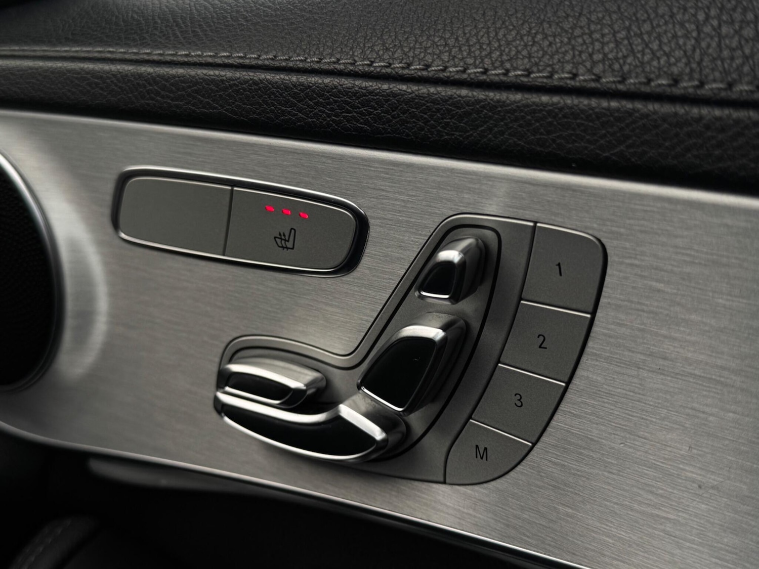 Used Mercedes-Benz C Class 2014 for sale - 76633761: Photo 60