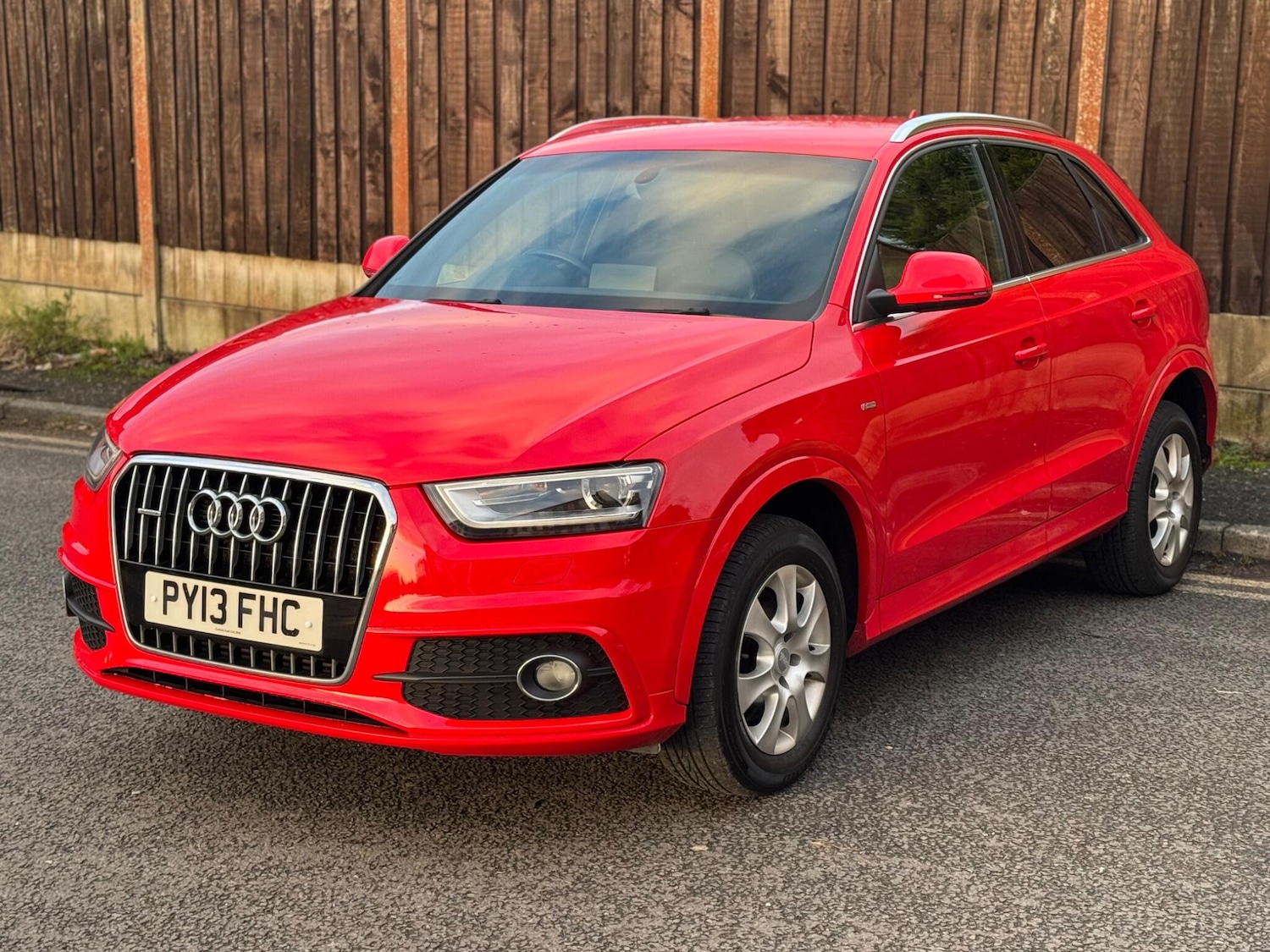 Used Audi Q3 2013 for sale - 77016821: Photo 2