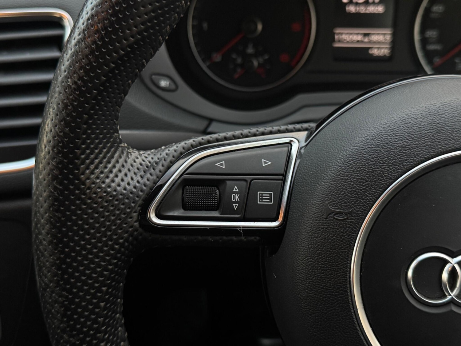 Used Audi Q3 2013 for sale - 77016821: Photo 37