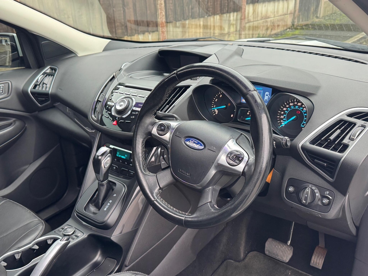 Used Ford Kuga 2014 for sale - 77331433: Photo 9