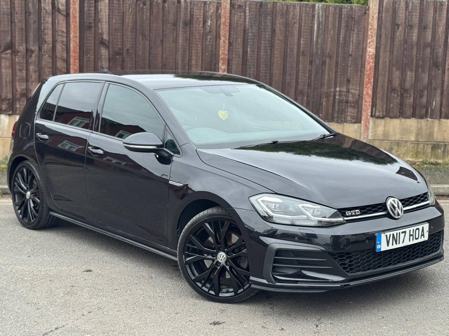 Used Volkswagen Golf 2017 for sale - 78171123: Photo 1