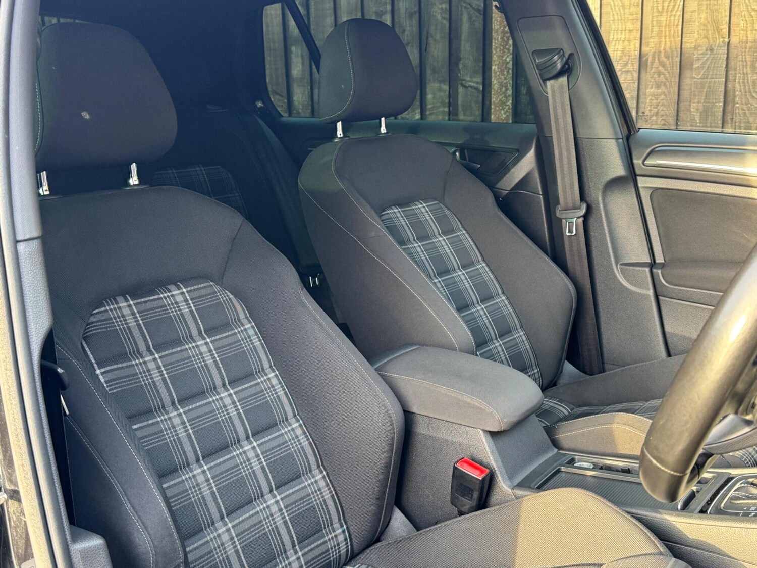 Used Volkswagen Golf 2017 for sale - 78171123: Photo 18