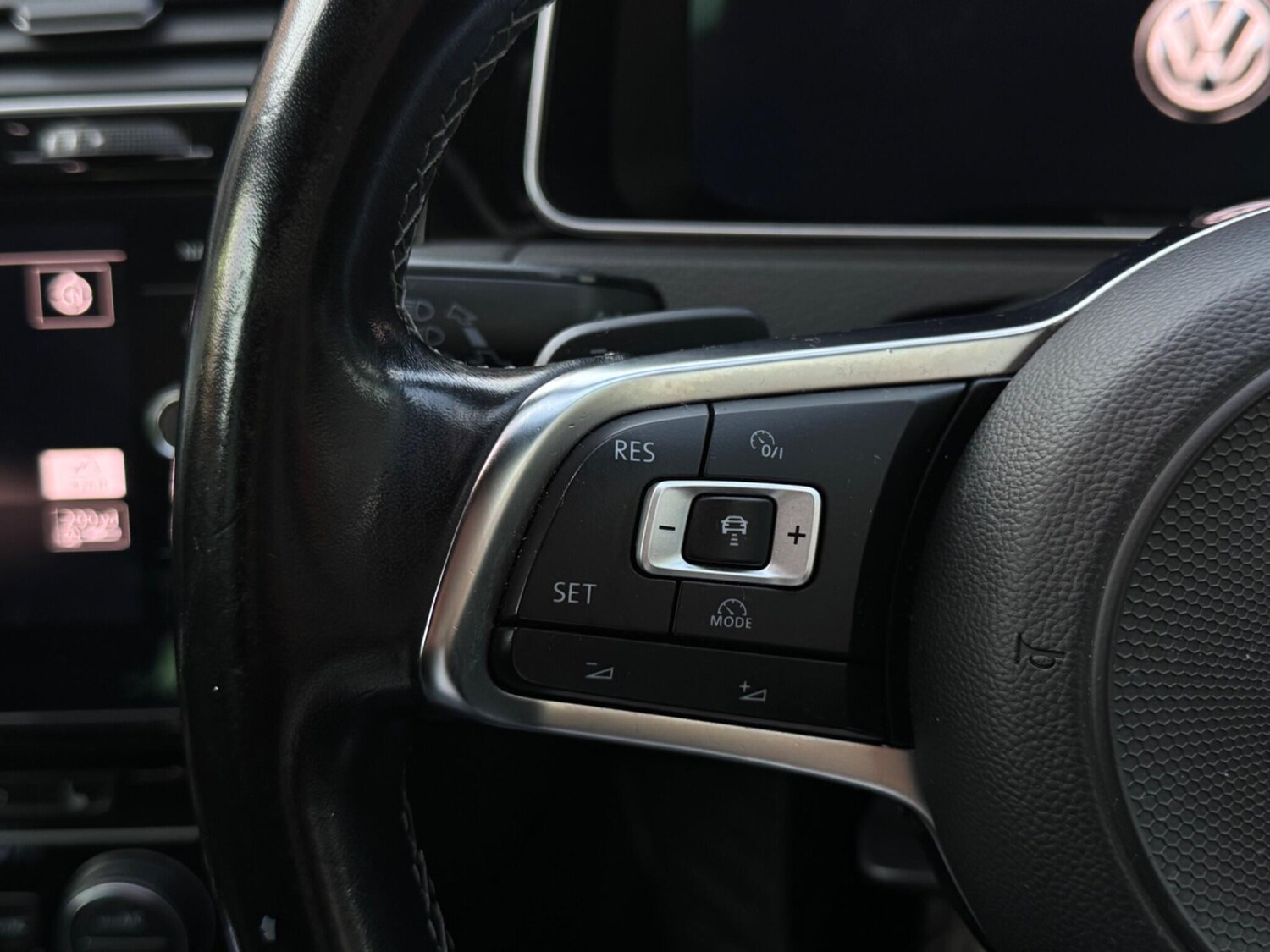 Used Volkswagen Golf 2017 for sale - 78171123: Photo 41