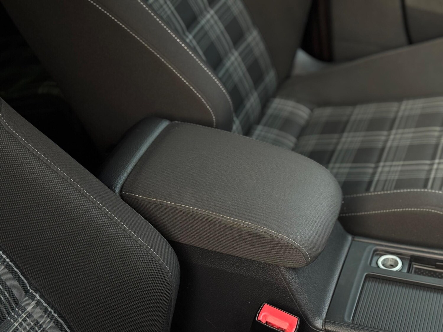 Used Volkswagen Golf 2017 for sale - 78171123: Photo 56