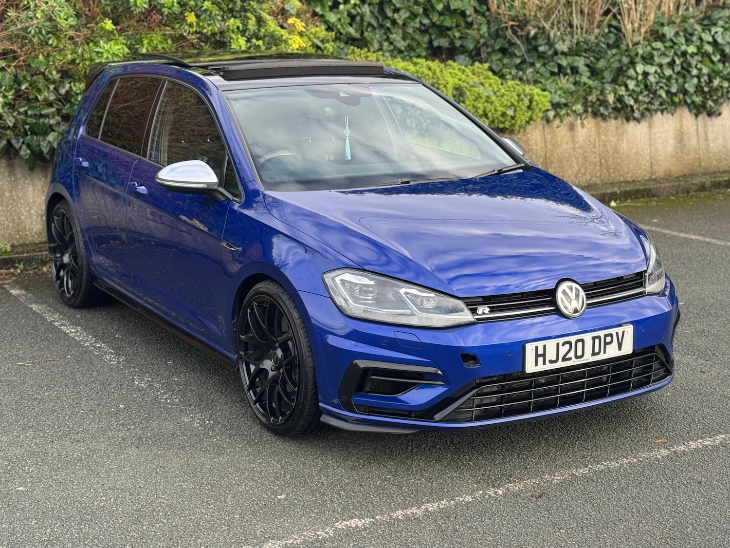 Used Volkswagen Golf 2020 for sale - 76926903: Photo 2