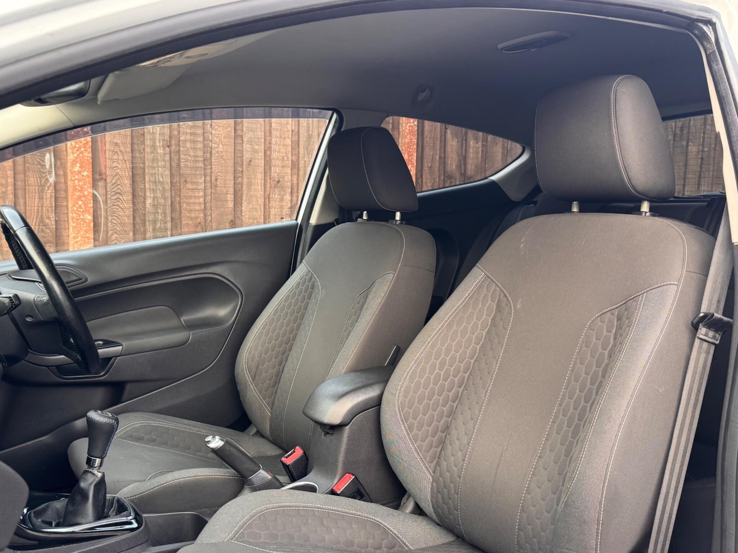 Used Ford Fiesta 2013 for sale - 76260379: Photo 28