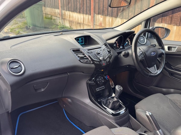 Used Ford Fiesta 2013 for sale - 76260379: Photo 30