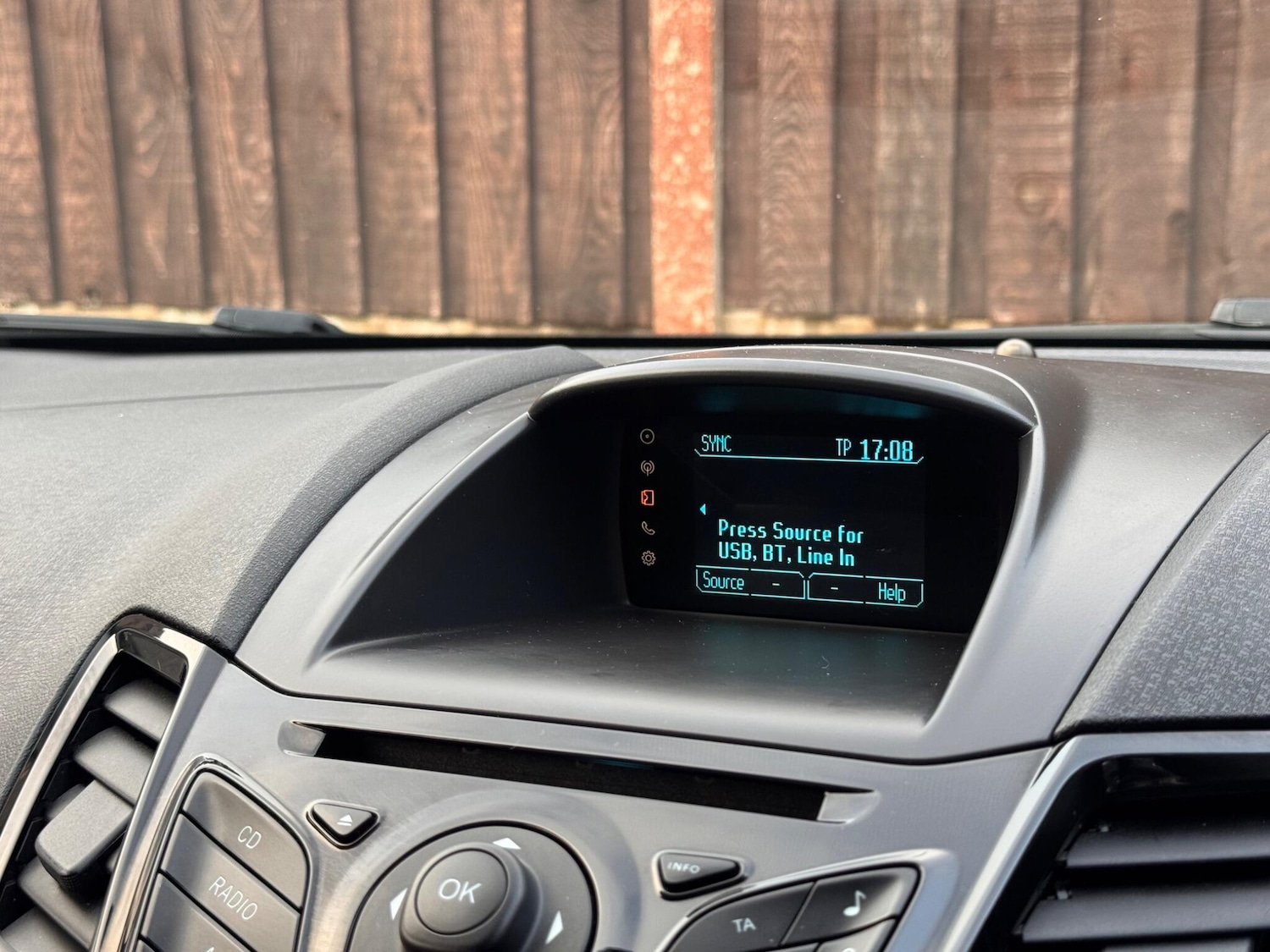 Used Ford Fiesta 2013 for sale - 76260379: Photo 39