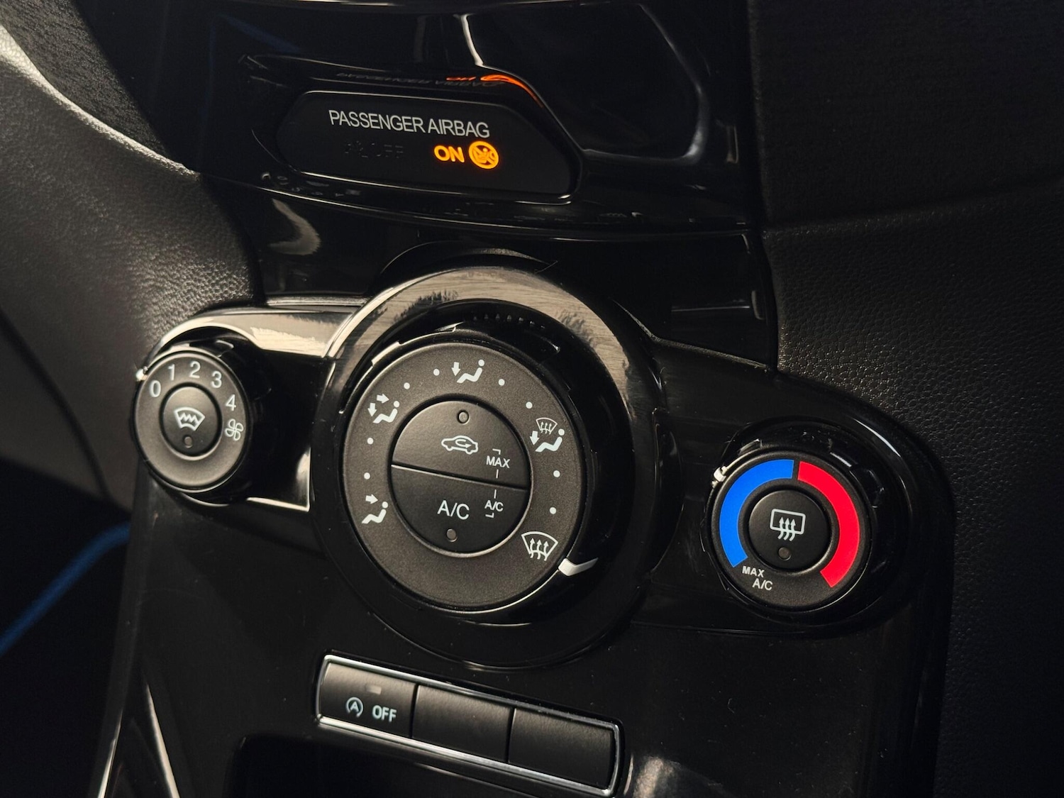 Used Ford Fiesta 2013 for sale - 76260379: Photo 46