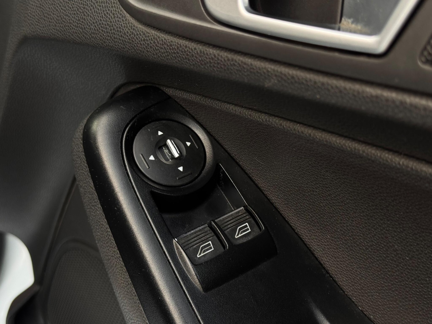 Used Ford Fiesta 2013 for sale - 76260379: Photo 49