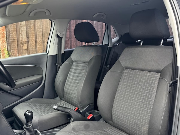 Used Volkswagen Polo 2015 for sale - 75458649: Photo 28