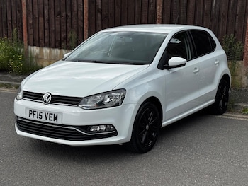 Used Volkswagen Polo 2015 for sale - 75458649: Photo