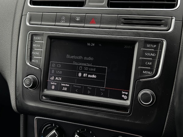 Used Volkswagen Polo 2015 for sale - 75458649: Photo 40