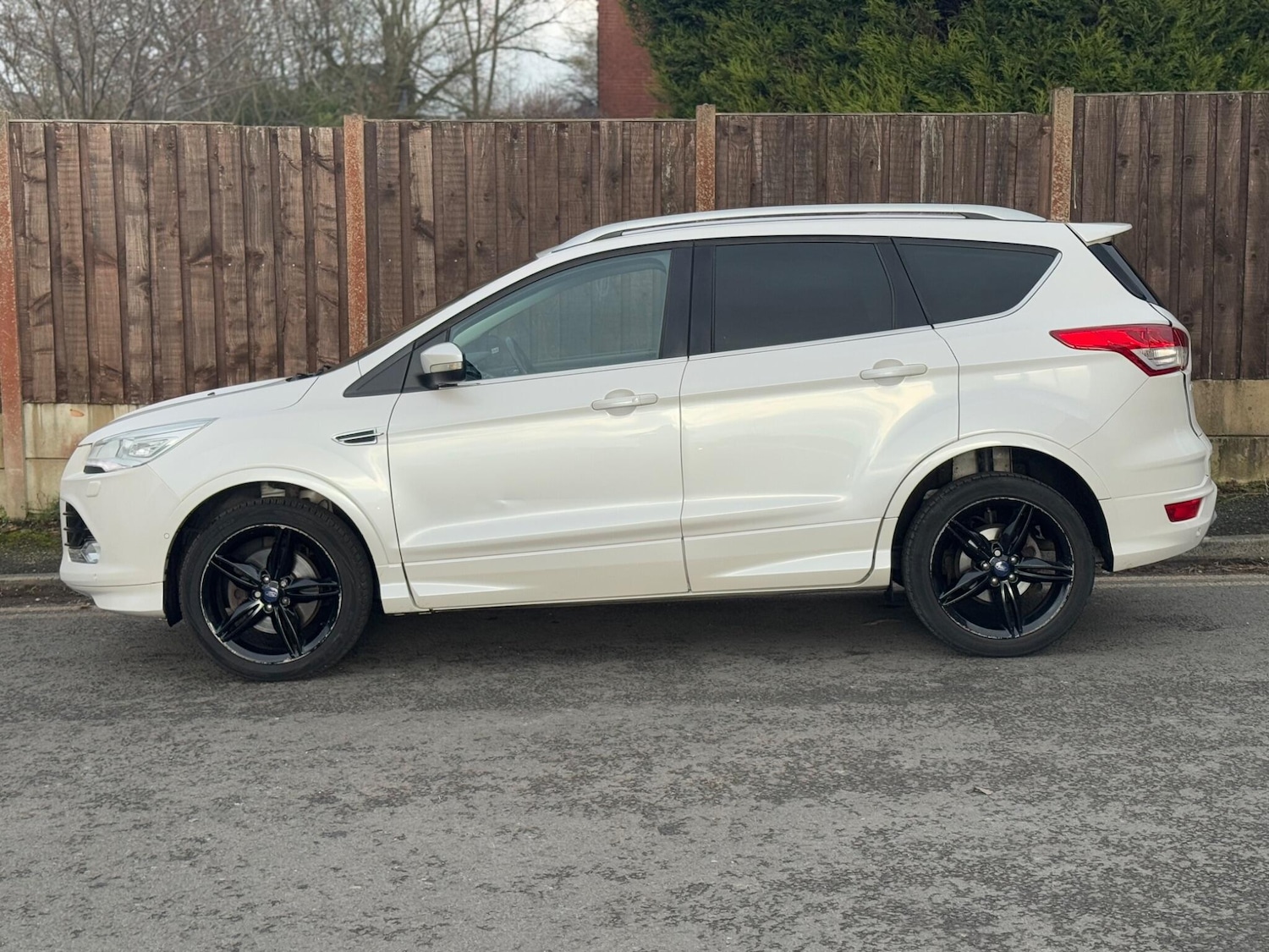Used Ford Kuga 2014 for sale - 77376555: Photo 7